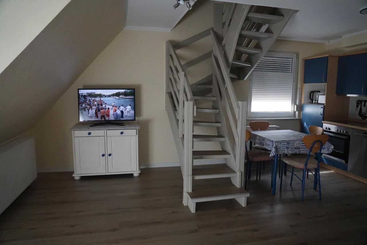 Apartamento Am Waeldchen Zingst Exterior foto
